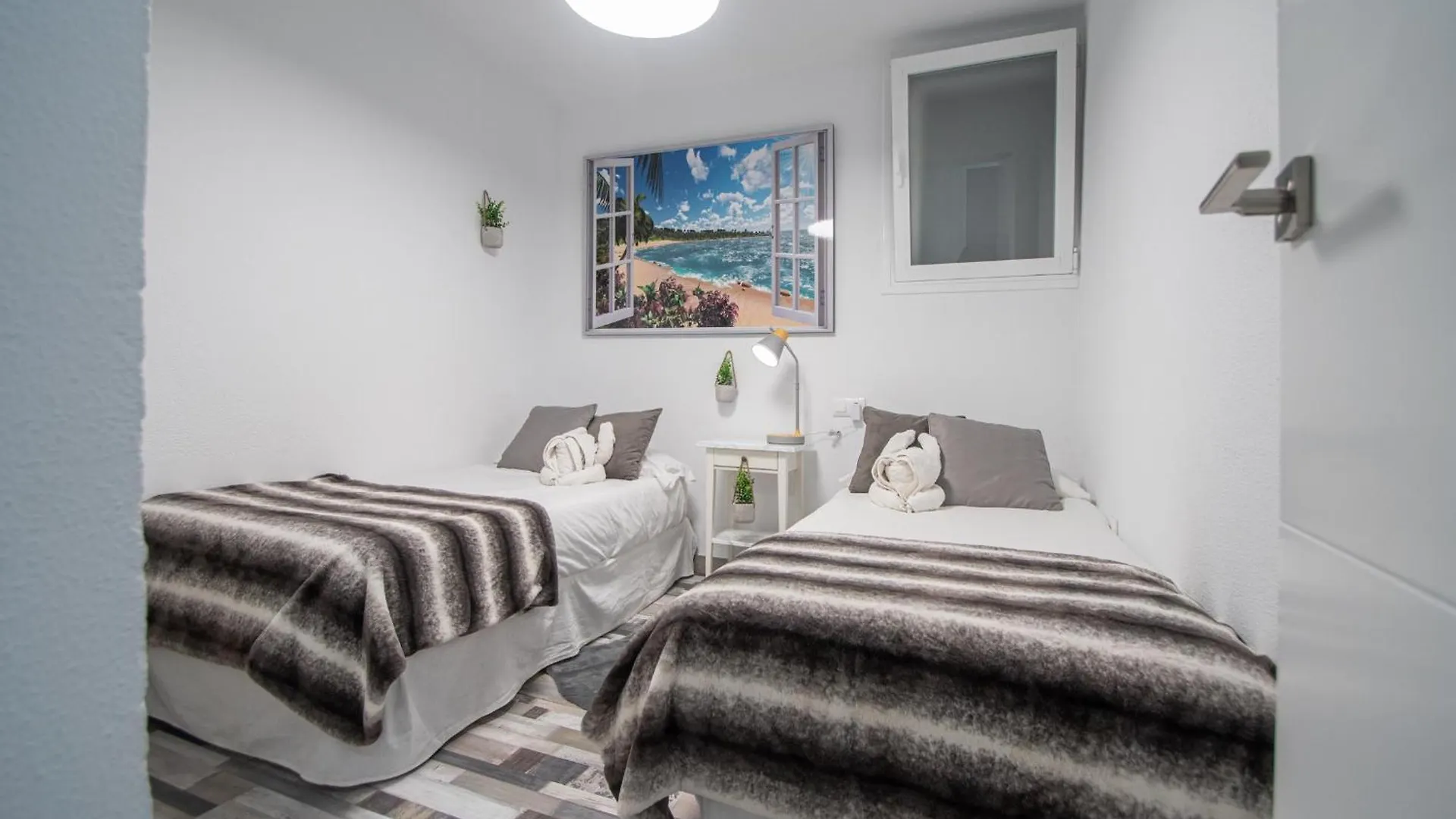 Apartamento Arco De Los Blanco Cádis 0*,